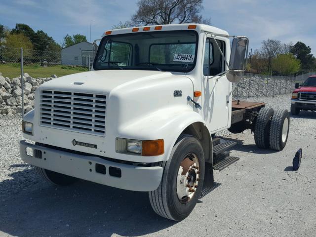 1HTSCABM6XH225558 - 1999 INTERNATIONAL 4000 4700 WHITE photo 2