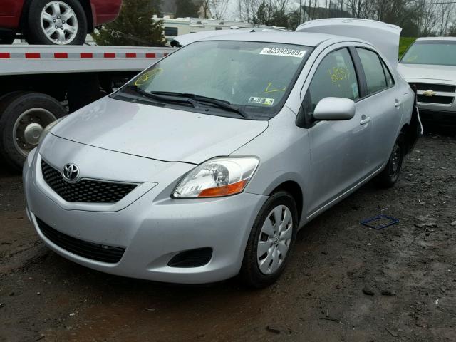 JTDBT903291333094 - 2009 TOYOTA YARIS SILVER photo 2