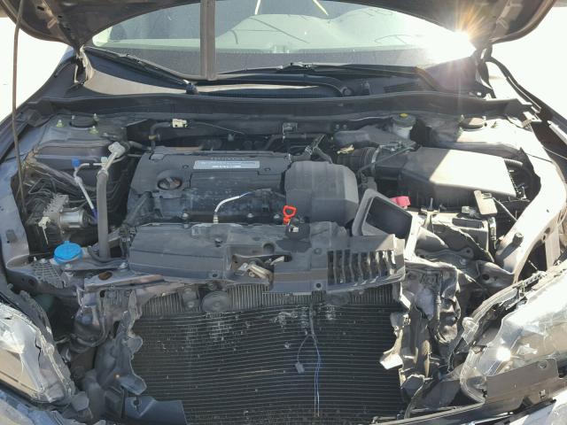 1HGCR2F34DA281950 - 2013 HONDA ACCORD LX GRAY photo 7