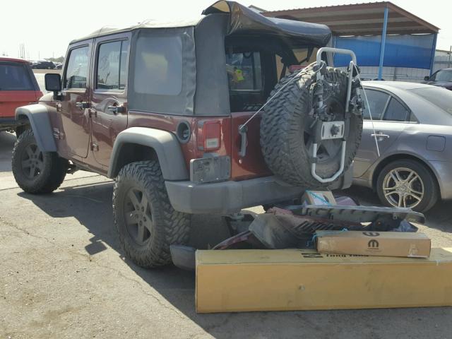 1J4BB3H17AL146908 - 2010 JEEP WRANGLER U RED photo 3