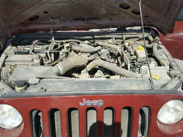 1J4BB3H17AL146908 - 2010 JEEP WRANGLER U RED photo 7