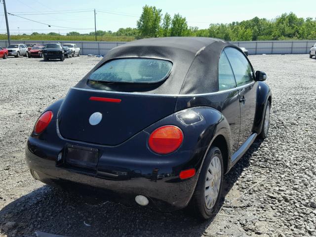 3VWBM31YX5M352877 - 2005 VOLKSWAGEN NEW BEETLE 黑色 照片 4
