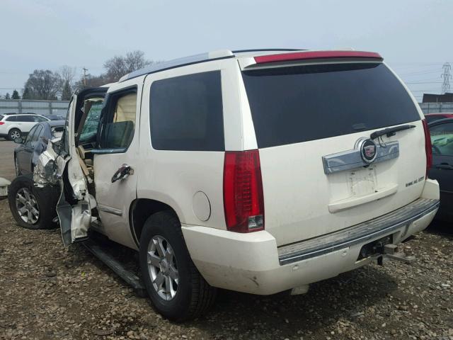 1GYFK63867R428826 - 2007 CADILLAC ESCALADE L CREAM photo 3