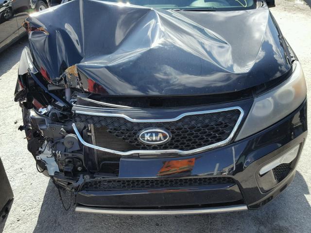 5XYKW4A29BG097033 - 2011 KIA SORENTO SX BLACK photo 7