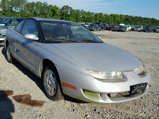 1G8ZY1273YZ111918 - 2000 SATURN SC2 SILVER photo 1