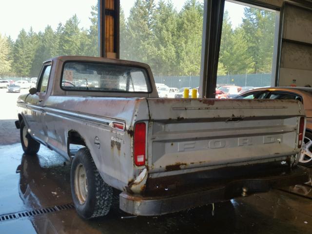 F10GRT67710 - 1974 FORD F-100 SILVER photo 3