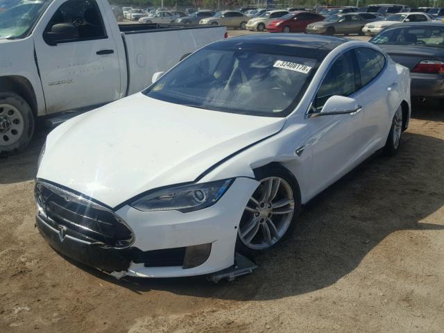 5YJSA1E27GF128060 - 2016 TESLA MODEL S WHITE photo 2