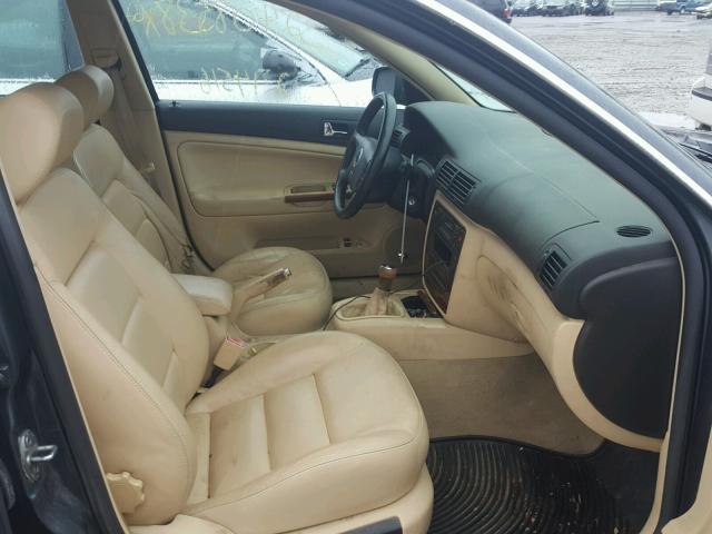 WVWRH63B41E154702 - 2001 VOLKSWAGEN PASSAT GLX 灰色 照片 5