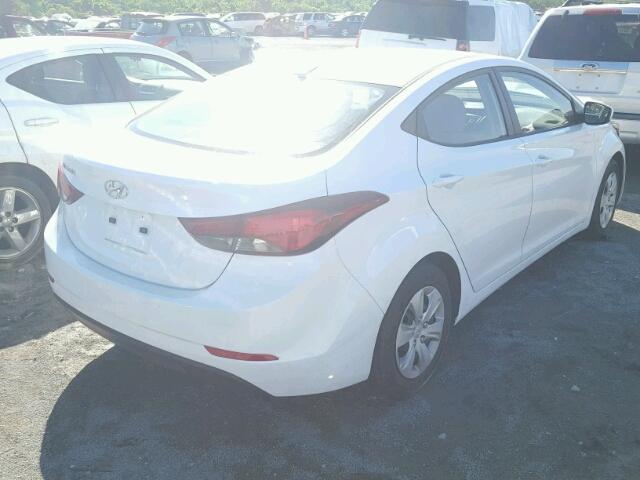 5NPDH4AE1GH762892 - 2016 HYUNDAI ELANTRA WHITE photo 4