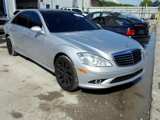 WDDNG86X27A091934 - 2007 MERCEDES-BENZ S 550 4MAT SILVER photo 1