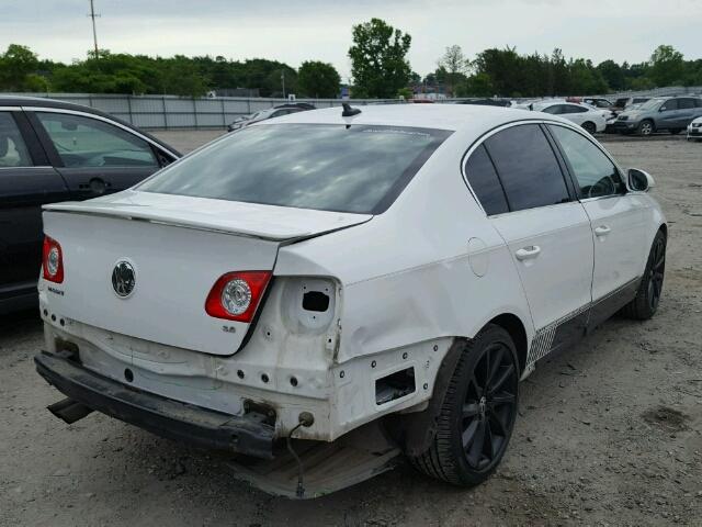 WVWCU73C08E165786 - 2008 VOLKSWAGEN PASSAT VR6 WHITE photo 4