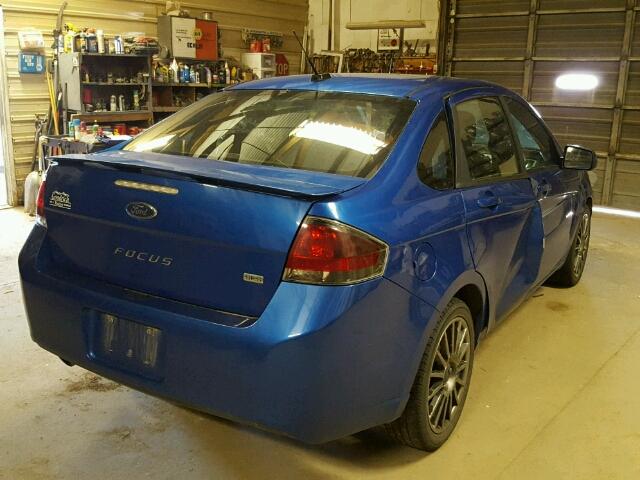 1FAHP3GN4BW190876 - 2011 FORD FOCUS SES BLUE photo 4