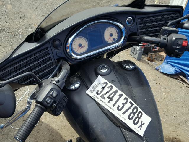 56KTCDAAXH3344149 - 2017 INDIAN MOTORCYCLE CO. CHIEFTAIN BLACK photo 5