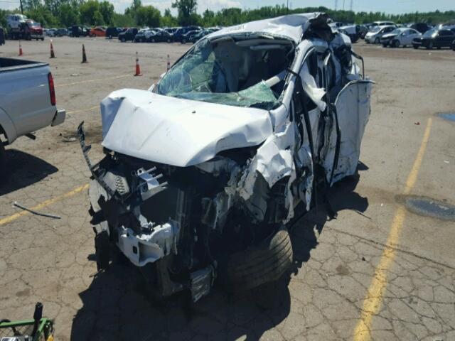 1FMCU0GX9EUE37687 - 2014 FORD ESCAPE SE WHITE photo 2