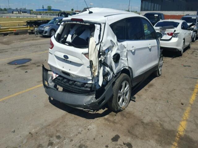 1FMCU0GX9EUE37687 - 2014 FORD ESCAPE SE WHITE photo 4