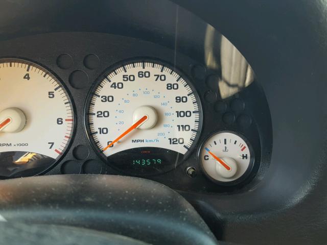 1J4GL38K22W332643 - 2002 JEEP LIBERTY RE GREEN photo 8