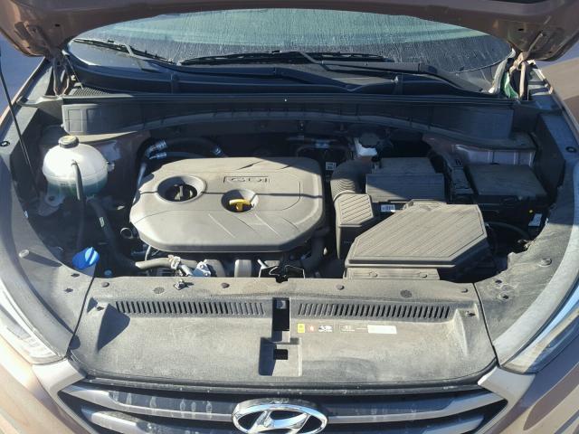 KM8J23A42GU182655 - 2016 HYUNDAI TUCSON SE BROWN photo 7