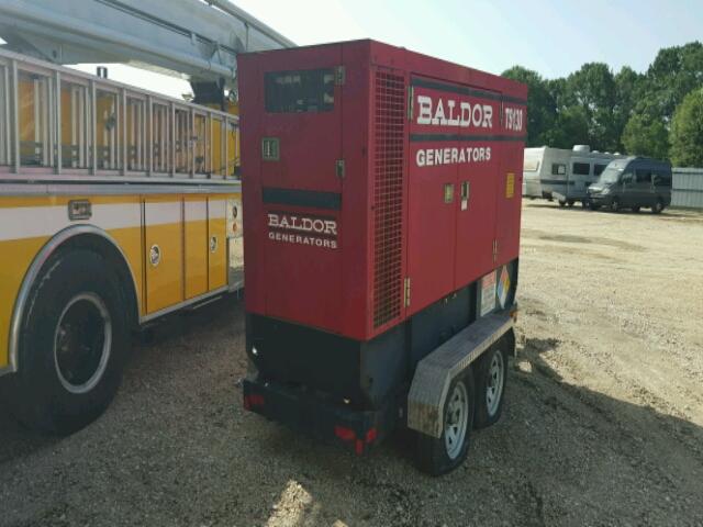 4TCSU10775H710315 - 2005 GEN TRAILER RED photo 4