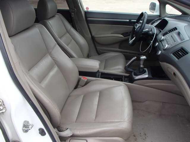 2HGFA1E05AH005490 - 2010 HONDA CIVIC EXL თეთრი ფოტო 5