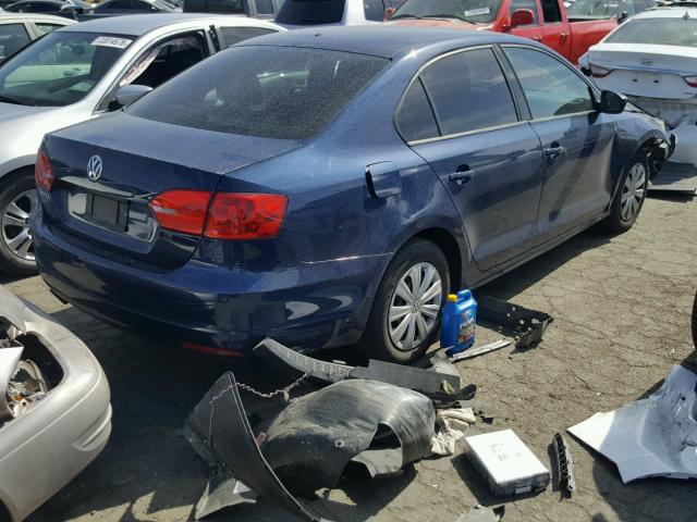 3VW2K7AJ1DM386480 - 2013 VOLKSWAGEN JETTA BASE 蓝色 照片 4