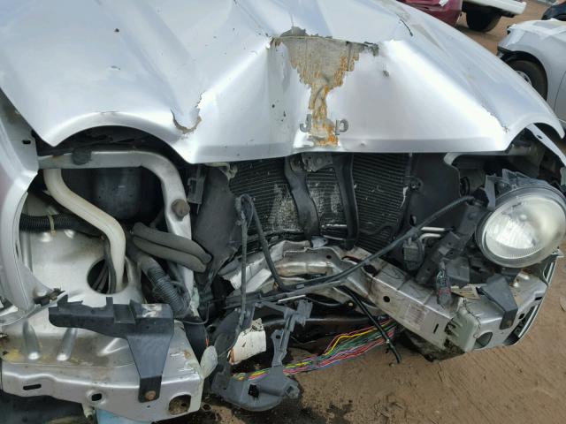 1J4GL38K03W622722 - 2003 JEEP LIBERTY RE SILVER photo 9