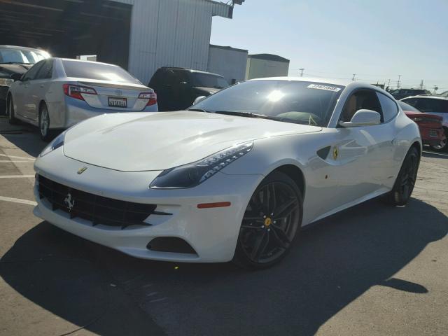 ZFF73SKA7E0200017 - 2014 FERRARI FF WHITE photo 2