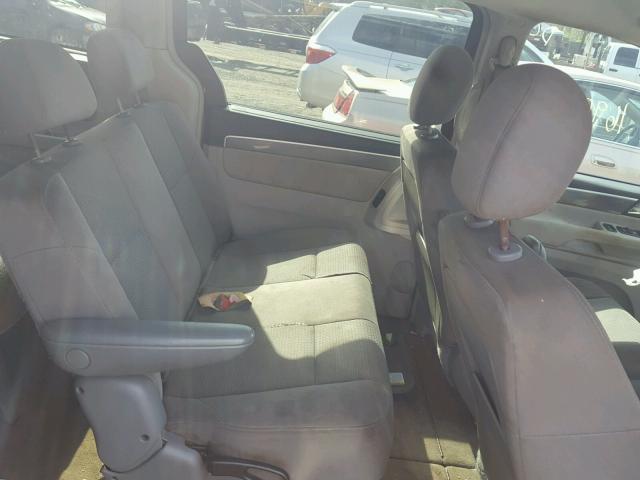 2V8HW44139R601339 - 2009 VOLKSWAGEN ROUTAN S წითელი ფოტო 6