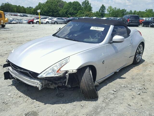 JN1AZ4FH4AM301740 - 2010 NISSAN 370Z SILVER photo 2