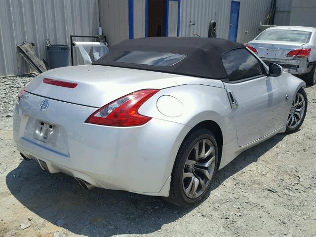 JN1AZ4FH4AM301740 - 2010 NISSAN 370Z SILVER photo 4