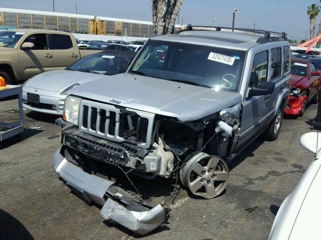 1J8HH48K66C355683 - 2006 JEEP COMMANDER SILVER photo 2