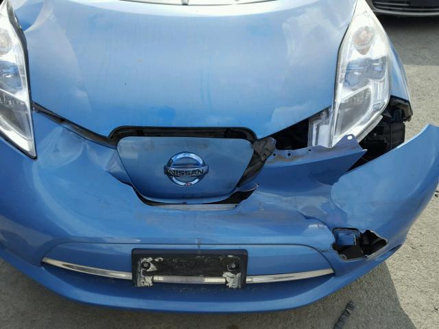 1N4AZ0CP3DC406352 - 2013 NISSAN LEAF S BLUE photo 9