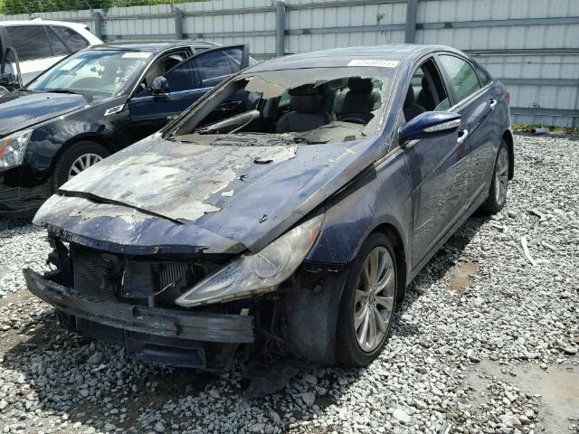 5NPEC4AB7BH194505 - 2011 HYUNDAI SONATA SE BLUE photo 2