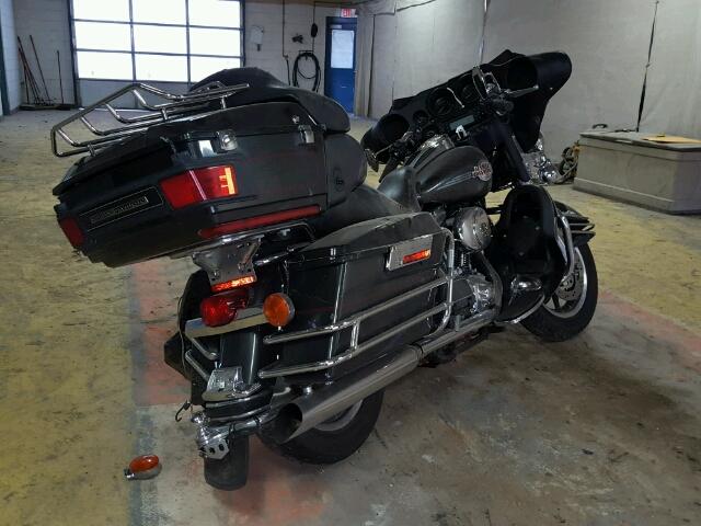 1HD1FCW176Y625587 - 2006 HARLEY-DAVIDSON FLHTCUI Сұр фото 4