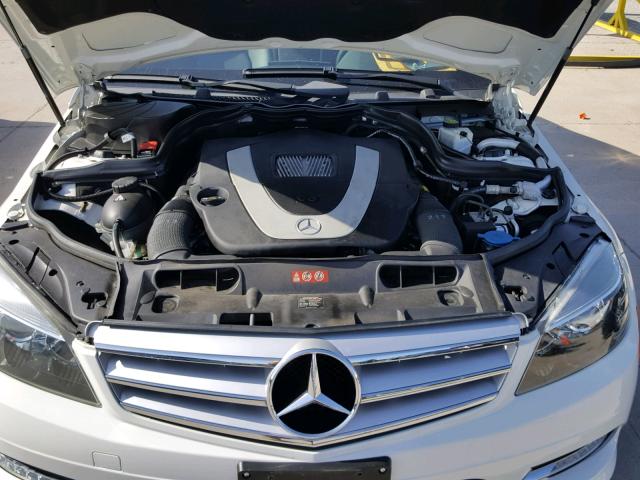 WDDGF5EB0BR167631 - 2011 MERCEDES-BENZ C 300 WHITE photo 7