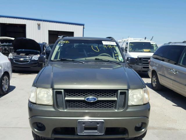 1FMZU67K04UB86185 - 2004 FORD EXPLORER S GREEN photo 9