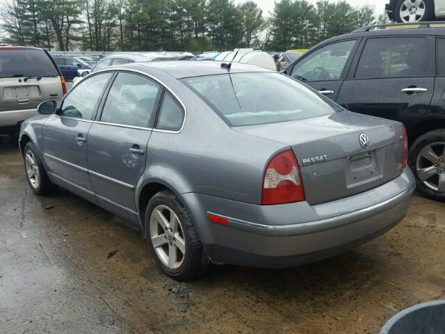 WVWRH63B54P198281 - 2004 VOLKSWAGEN PASSAT GLX 银色 照片 3