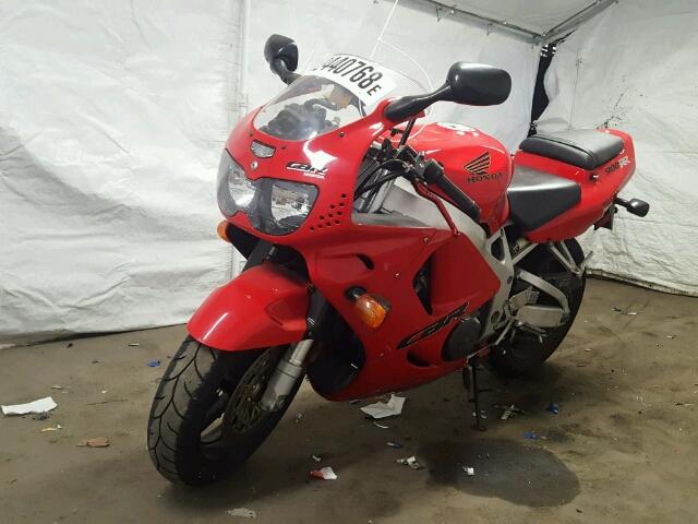 JH2SC3303TM003203 - 1996 HONDA CBR900 RR RED photo 2