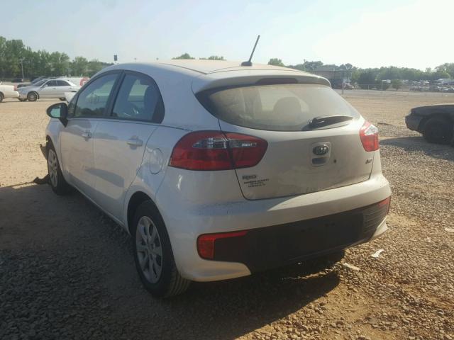 KNADM5A37G6686828 - 2016 KIA RIO LX WHITE photo 3