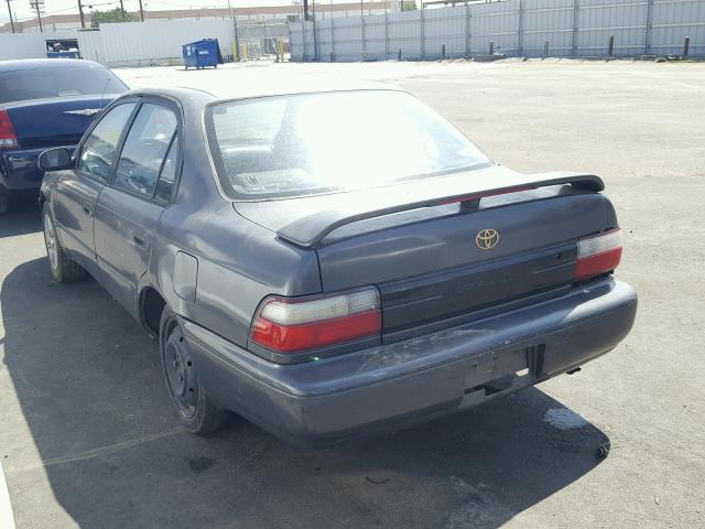 1NXBB02E6VZ512255 - 1997 TOYOTA COROLLA DX CHARCOAL photo 3