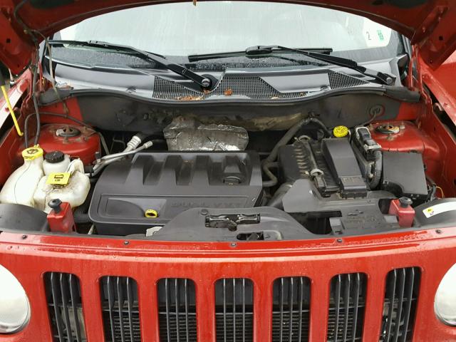 1J8FF48W77D311445 - 2007 JEEP PATRIOT LI RED photo 7