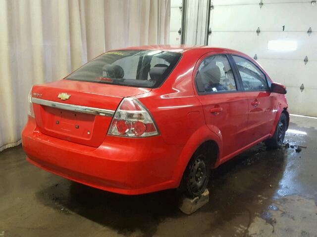 KL1TD56E29B605499 - 2009 CHEVROLET AVEO LS RED photo 4