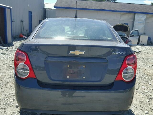 1G1JA5SH3C4197379 - 2012 CHEVROLET SONIC LS 灰色 照片 10