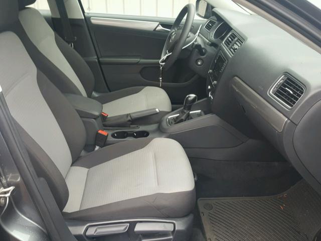 3VW2B7AJ8HM347875 - 2017 VOLKSWAGEN JETTA S 灰色 照片 5