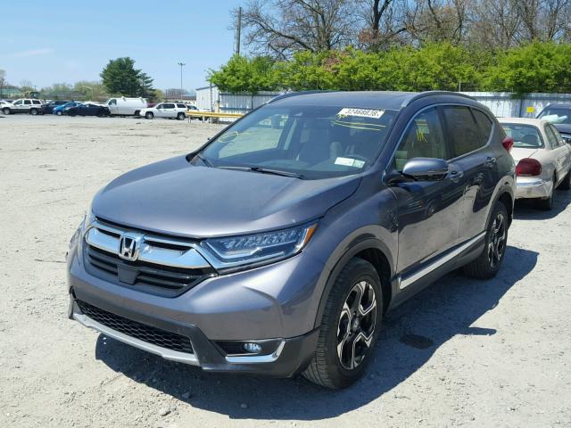 2HKRW2H94HH640795 - 2017 HONDA CR-V TOURI GRAY photo 2