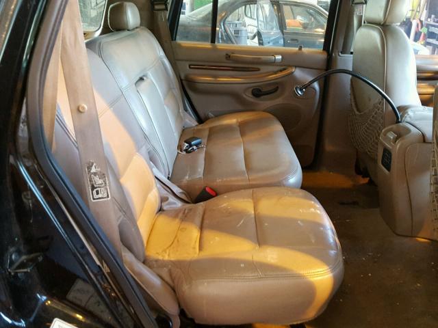 5LMPU28L7XLJ13345 - 1999 LINCOLN NAVIGATOR შავი ფოტო 6