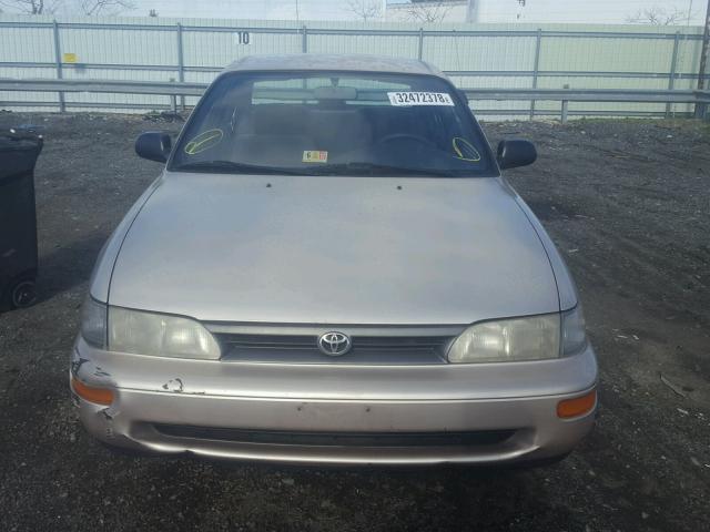 2T1AE09B5SC099045 - 1995 TOYOTA COROLLA LE 棕色 照片 9