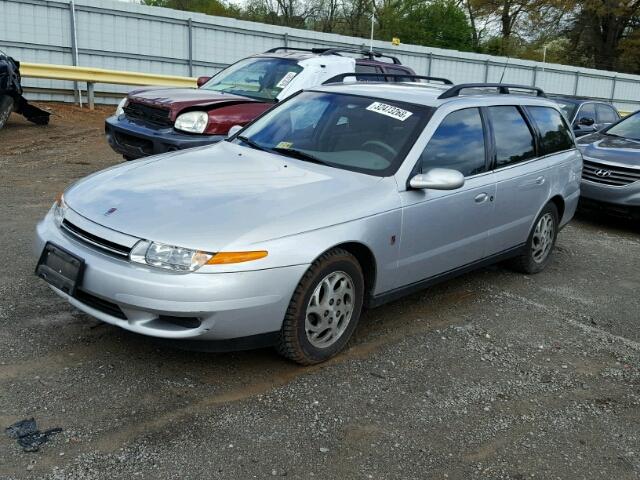 1G8JU84F22Y505705 - 2002 SATURN LW200 SILVER photo 2