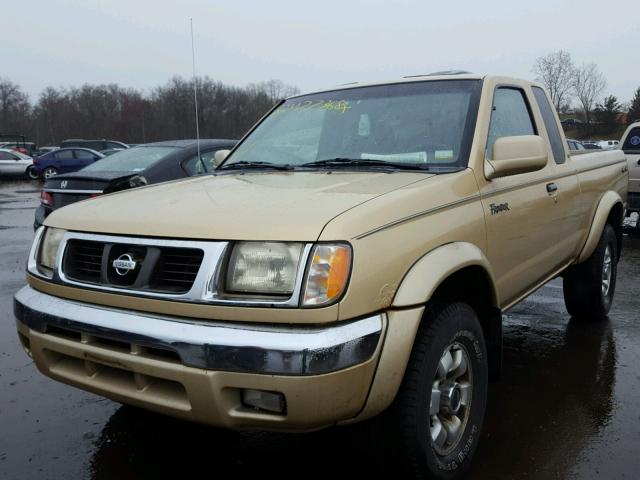 1N6ED26Y3XC310734 - 1999 NISSAN FRONTIER K GOLD photo 2