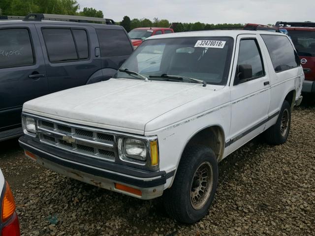 1GNCS18W9N0140150 - 1992 CHEVROLET BLAZER S10 WHITE photo 2