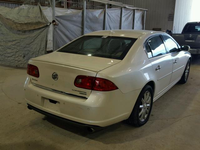 1G4HK5ESXBU113577 - 2011 BUICK LUCERNE SU WHITE photo 4